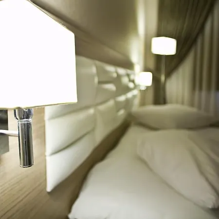 Otel Angelacoma 4*